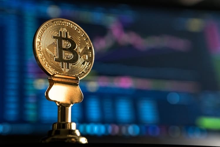 Online Casinospiele mit Bitcoins: Funktionen und Vorteile