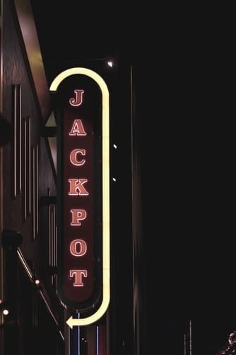 Progressiver Jackpot in Casinos: Arten und Bedingungen des Gewinns